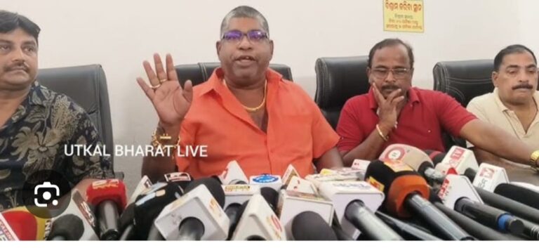 WhatsApp Image 2025-10-16 at 14.18.14