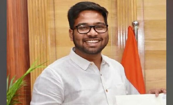 prakash-vv
